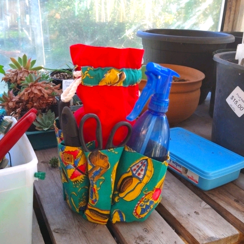 Vintage Native American print bucket bag